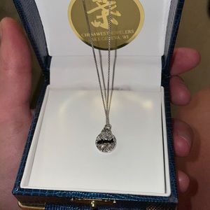 Lake Geneva silver necklace